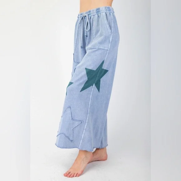 NWT Easel Blue Wide Leg Pants with Green Star Accents - Picture 3 of 5